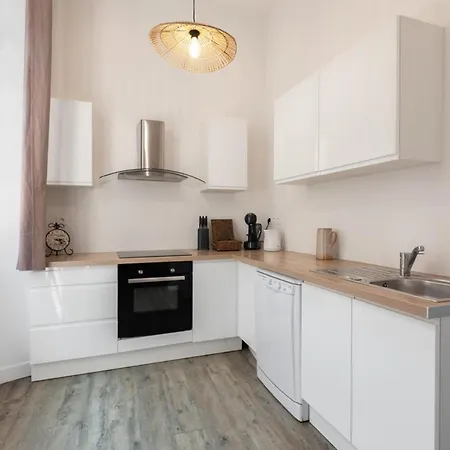 Apartment Bright Spacious Well-equipped *
